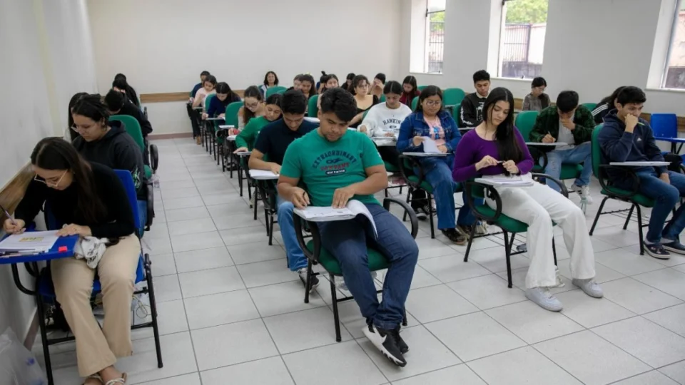 UEA abre inscrições para Vestibular 2025 e SIS; veja como participar
