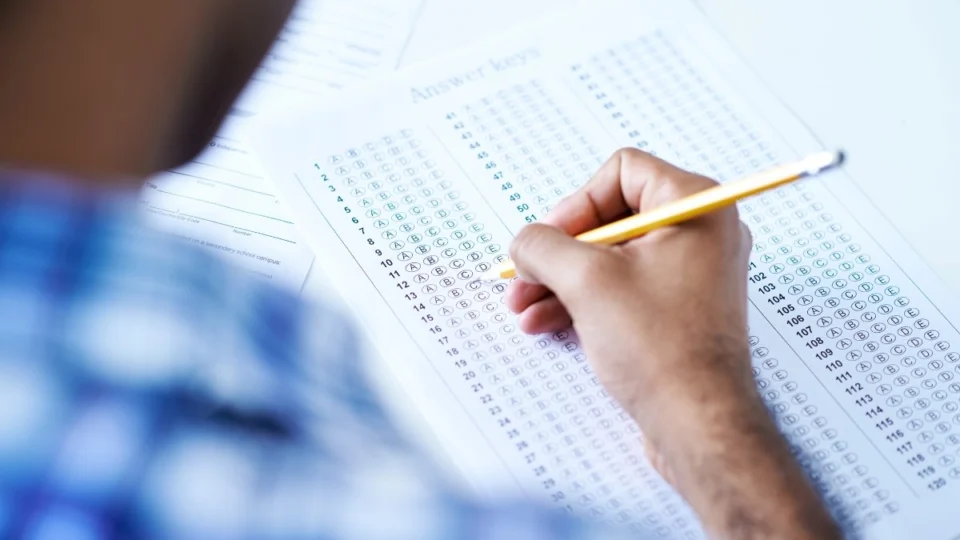 Veja como se inscrever no processo seletivo do IBGE com vagas no Amazonas