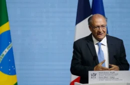 Lei da Reciprocidade: Alckmin promete ‘troco’ à tarifa de Trump até terça-feira; entenda os impactos