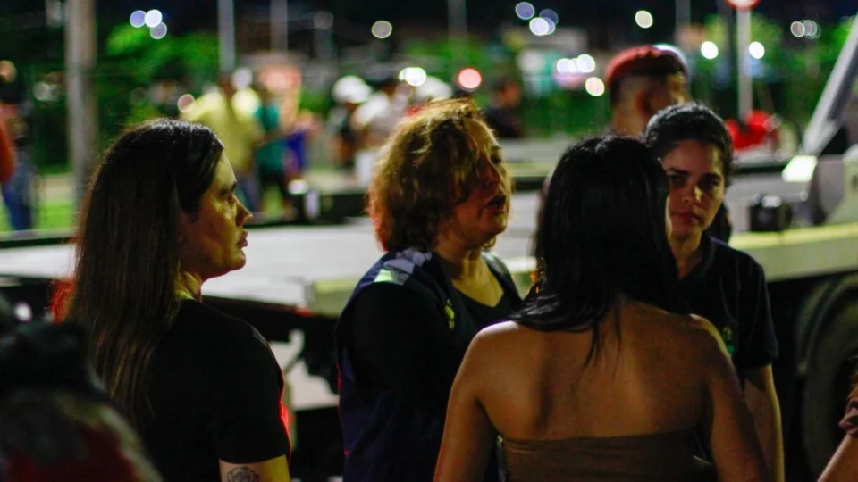 Operação fecha adega irregular e flagra menor consumindo bebida alcoólica em Manaus