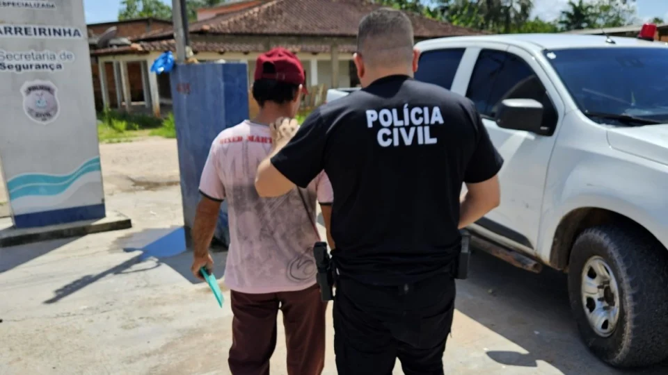 Pai é preso por abusar e engravidar a própria filha no Amazonas; crime ocorreu por 6 anos