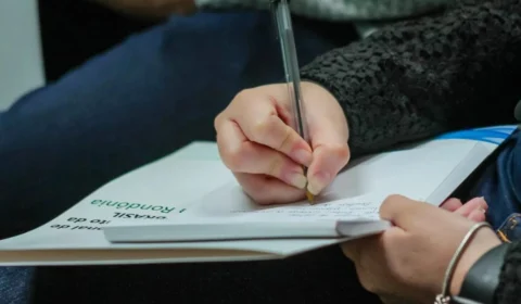 Sesc Rondônia abre processo seletivo com salários de até R$ 4,6 mil; veja edital e como se inscrever