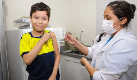 Crianças de 5 a 11 anos podem tomar vacina da Pfizer a partir de quarta em Manaus; confira os locais