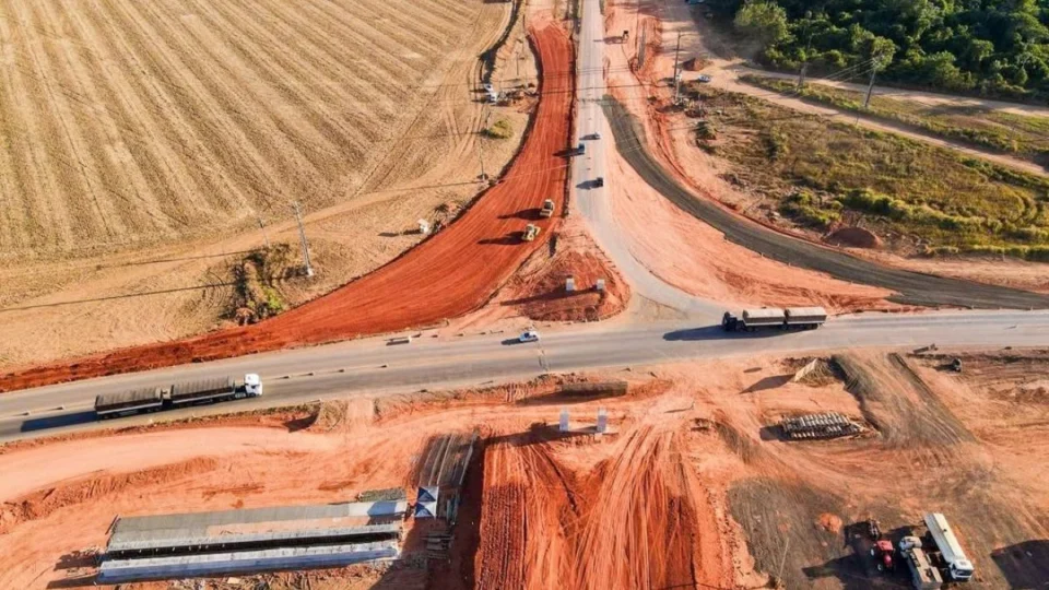 Obra de viaduto na BR-364, em Rondônia, está parada há mais de um ano; senadores farão visita técnica
