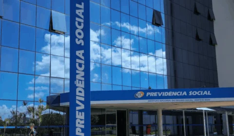 CPMI do INSS: governo proíbe faltas de aliados após derrota; entenda motivo