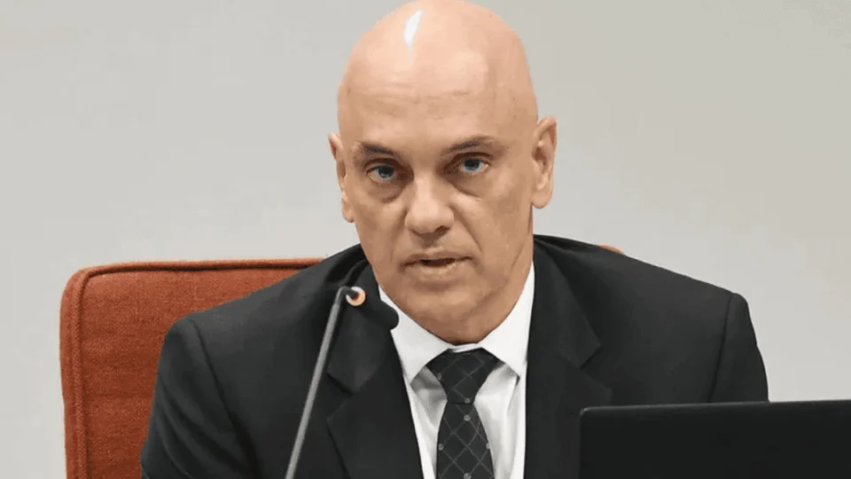 Retomada do STF é marcada por reação de Moraes às sanções impostas pelos EUA