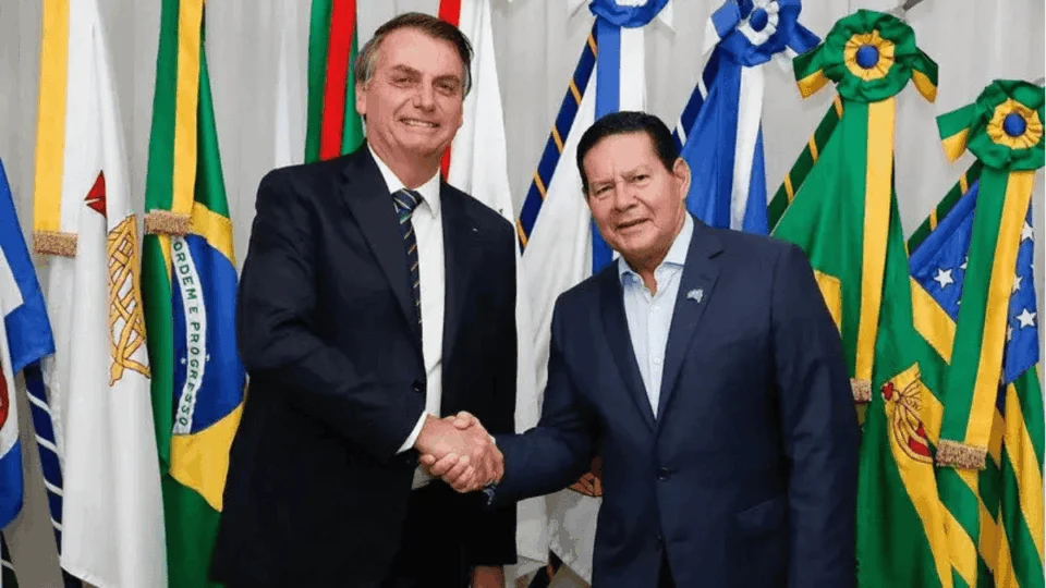 Mourão sai em defesa de Bolsonaro e aponta ‘insegurança jurídica’ no STF