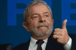 Lula se submete a cirurgia de catarata nesta sexta-feira (30)