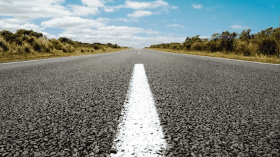 Tragédia em Araguatins (TO): mulher morre em acidente após carro invadir contramão na TO-010