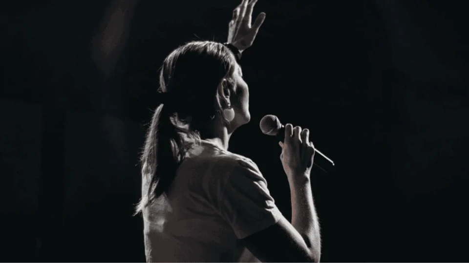 Norte Louvor RO: competição abre votação para definir último finalista; veja como participar