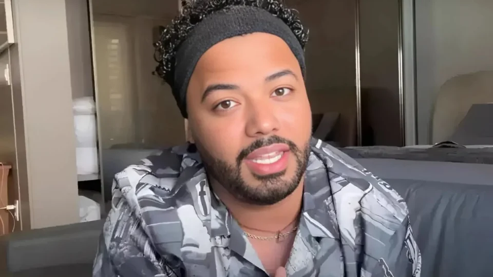 Crianças protestam contra prisão de Hytalo Santos; confira caso