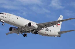 Aviões militares dos Estados Unidos realizam patrulha no Caribe próximo à Venezuela