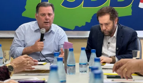 Presidente do PSDB visita Manaus e alinha estratégias com Plínio Valério para fortalecer o partido no Amazonas em 2026