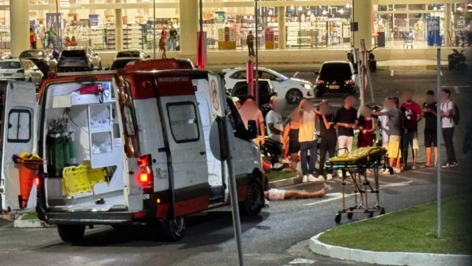 Adolescente eletrocutado em estacionamento de shopping em Manaus tem morte cerebral