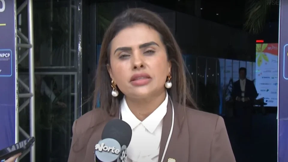 ‘Criminoso não pula o muro, ele atravessa a tela’, diz delegada sobre a luta contra a adultização infantil no Amazonas