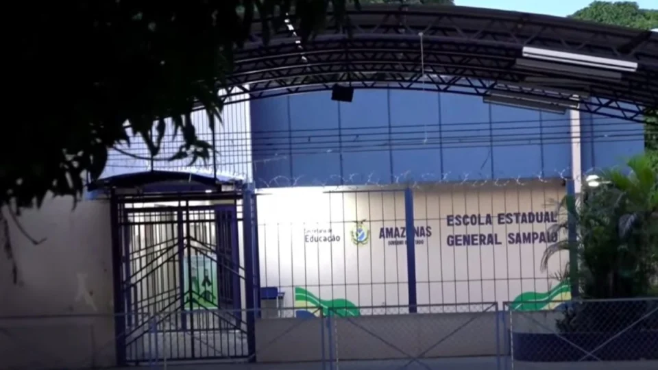 ‘A diretora não chamou a polícia’: pais protestam após assédio de zelador contra aluna de 9 anos em escola de Manaus