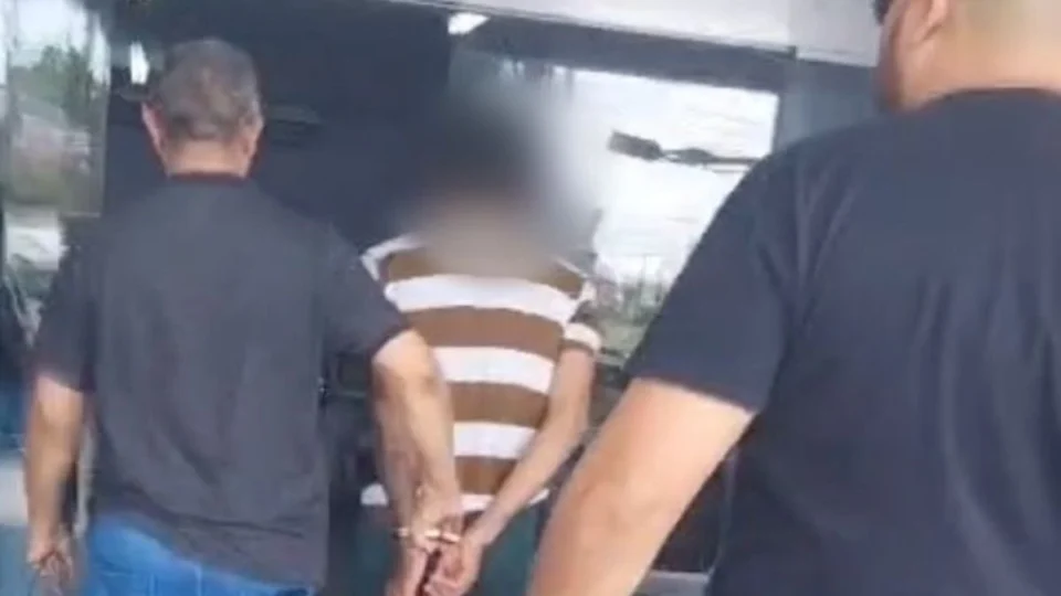 Condenado a 41 anos por homicídio é preso após agredir ex-esposa em Manaus; entenda o caso