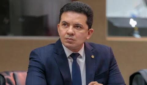 Eleições 2026: Deputado Péricles pode disputar novo cargo e reforça apoio a Bolsonaro no PL