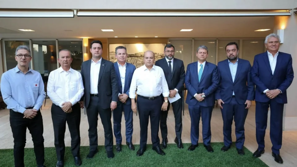Wilson Lima participa de reunião com outros governadores para buscar soluções para o tarifaço dos EUA
