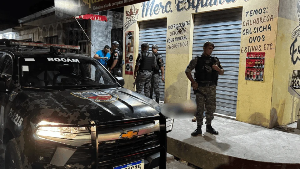 Homem é baleado durante assalto em mercadinho no bairro Flores, em Manaus