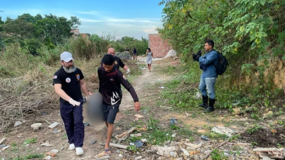 Homem é achado morto com mãos amarradas e sinais de tortura é encontrado em Manaus