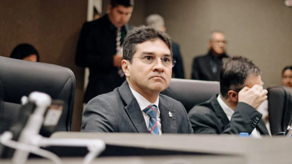 Jander Lobato explica gasto de R$ 99 mil e detalha aplicação do dinheiro do mandato