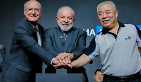 Lula reforça relação comercial com China e critica EUA durante evento