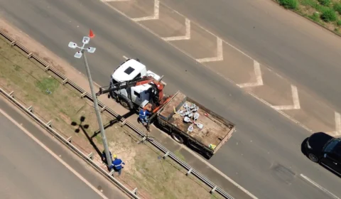 Roraima inicia instalação de iluminação em 7,5 km da BR-174