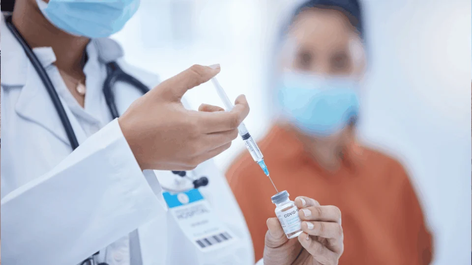 Cobertura vacinal contra Covid-19 e dengue preocupa autoridades no Acre