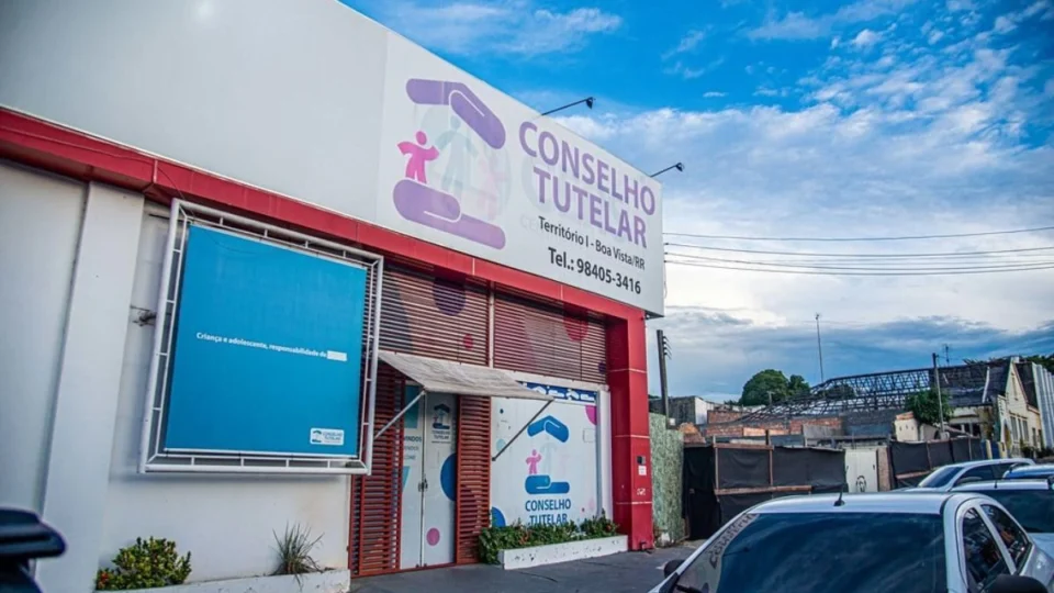 Polícia Militar e Conselho Tutelar resgatam quatro irmãos abandonados em casa no Sul de Roraima