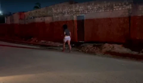 VÍDEO: mulher é esfaqueada e pede socorro em bar na zona Leste de Porto Velho