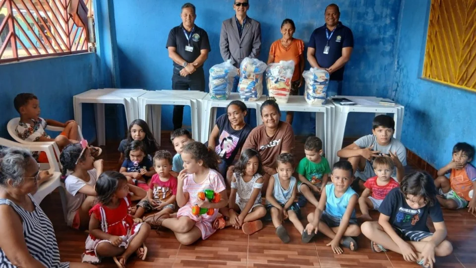 Creci Rondônia doa mais de 70 kg de alimentos ao Aconchego Vó Maria