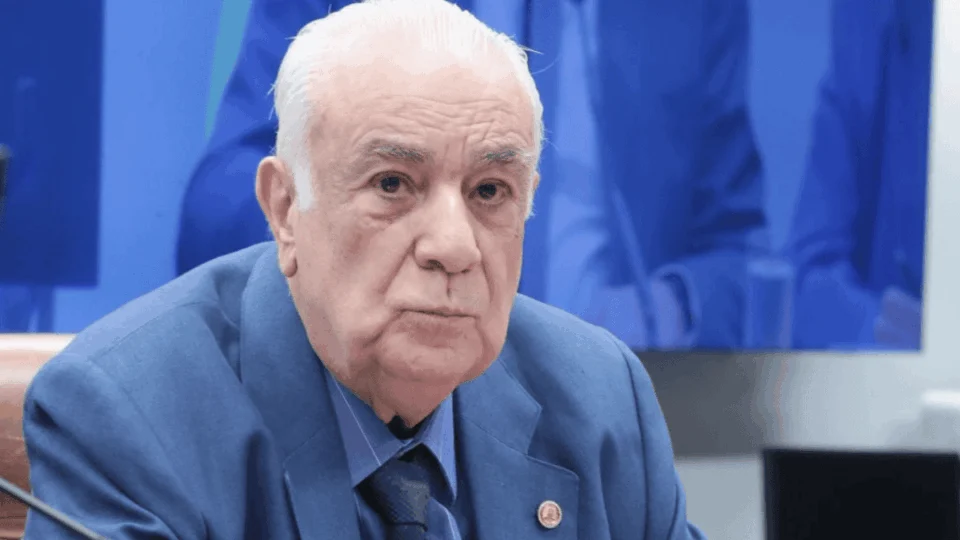 PL decide futuro de deputado que criticou sanções dos EUA a Moraes