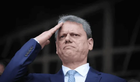 ‘Anistia é reencontro com a esperança’, defende Tarcísio ao falar sobre 8 de Janeiro