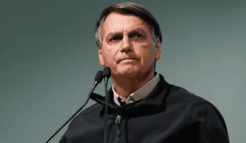 Bolsonaro pede ao STF liberação para retirar pinta