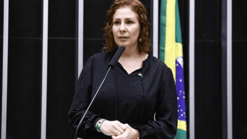 MP da Itália dá aval à extradição de Carla Zambelli para o Brasil