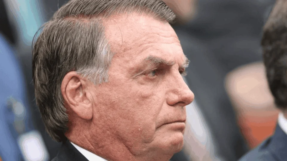 Chefe da equipe médica confirma diagnóstico de câncer de pele em Bolsonaro