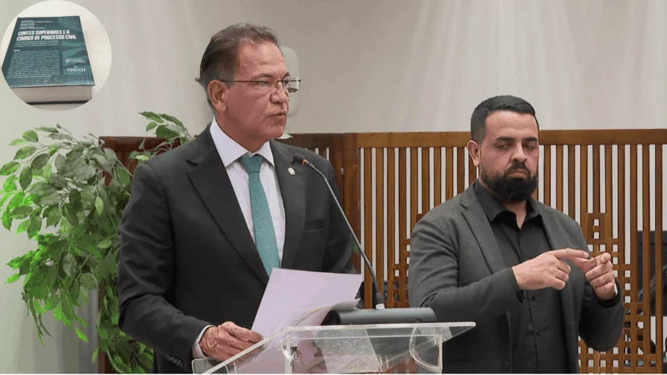 Novo livro sobre processo civil é lançado no STJ com a presença de autoridades