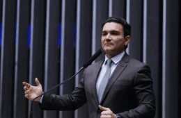 Celso Sabino deixa governo Lula