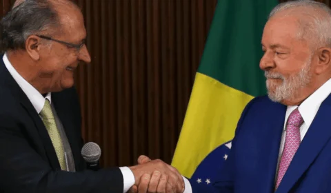 Alckmin aposta em estabilidade do governo e projeta Lula como favorito em 2026