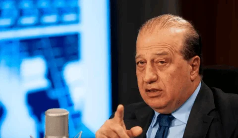 Ministro do TCU alerta para falhas em serviços digitais federais e cobra ações imediatas do governo