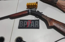 VÍDEO: BPTAR prende homem que atirou contra vizinho após briga no bairro Nacional em Porto Velho