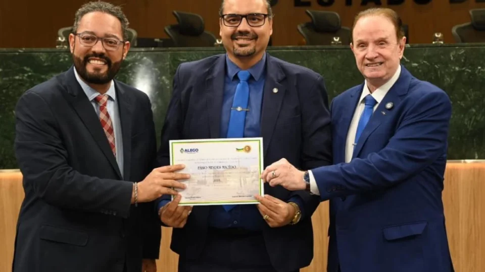 Profissional do Acre é reconhecido em solenidade pelo Dia da Administração em Goiás