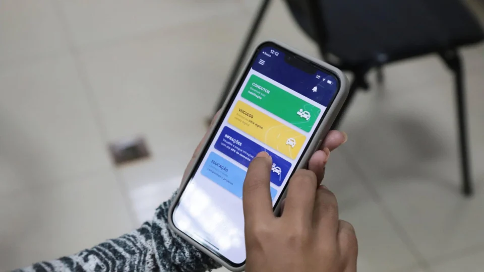 Acre adere a serviço nacional e permite indicação de condutor de infração de trânsito totalmente on-line