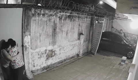 VÍDEO: família é feita refém por assaltante em garagem de casa no Amazonas