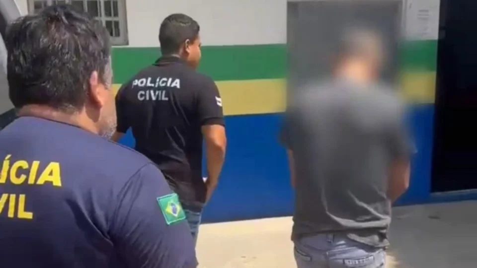 Homem estupra adolescente em papelaria no Amazonas; vítima foi solicitar impressão de um trabalho escolar