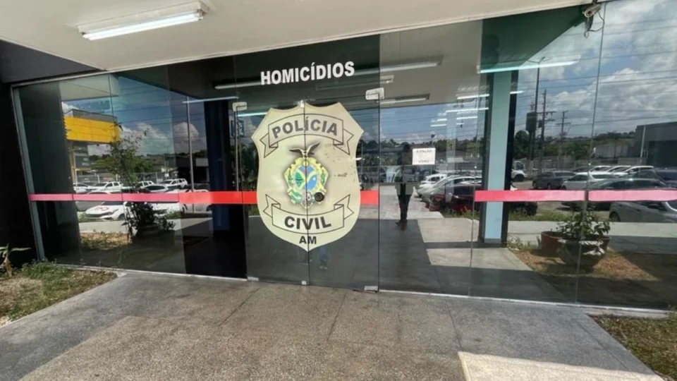 VÍDEO: homem suspeito de abusar criança é morto a pedradas por moradores no Japiim, em Manaus
