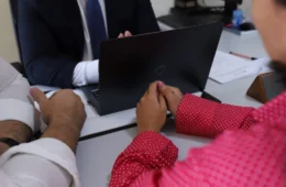 ‘Quero reencontrar meus filhos’: indígena estuprada em delegacia no Amazonas continua sem poder viver com família