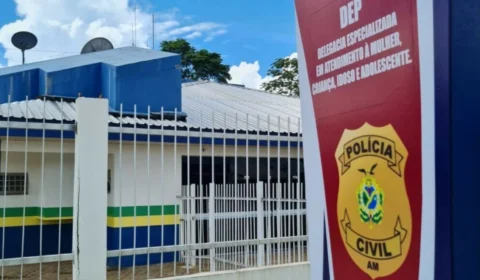 Pai é preso suspeito de estuprar as filhas de 15 e 17 anos no Amazonas; mãe omitia caso por medo do agressor