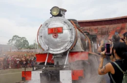 VÍDEO: Porto Velho celebra 111 anos com bolo gigante e retorno da Locomotiva 18; confira a reportagem